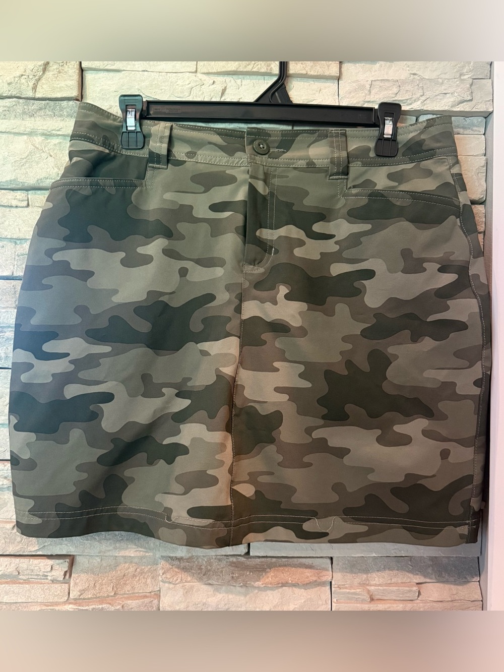 Eddie Bauer Skort Women's Green Camo Lined Zip Stretch Size 6